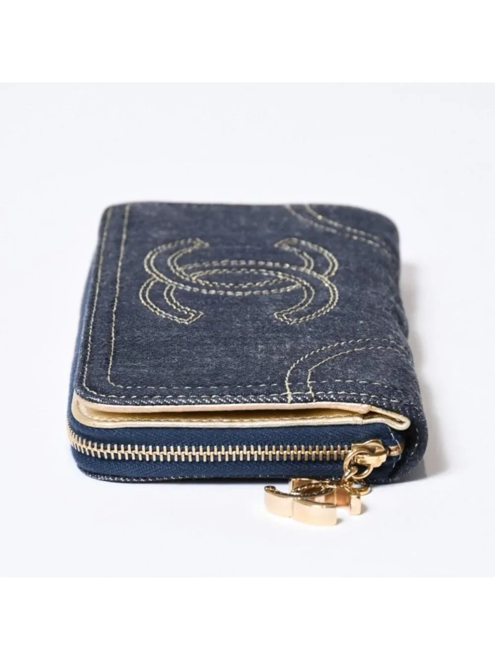 Chanel CC Logo Round Wallet Blue Denim Leather Gold
